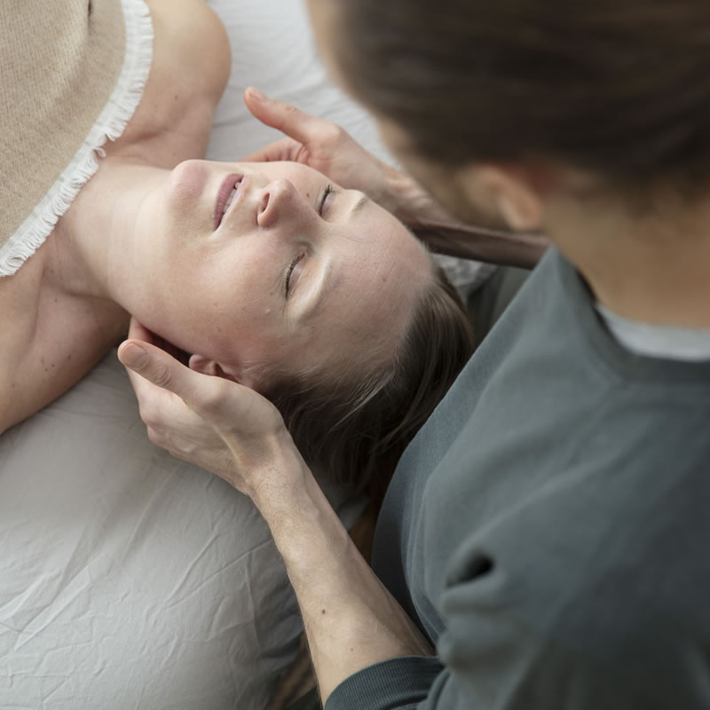 Tina Ranl v Kropsterapi M d Tina Ranl v Manuvision Terapeut